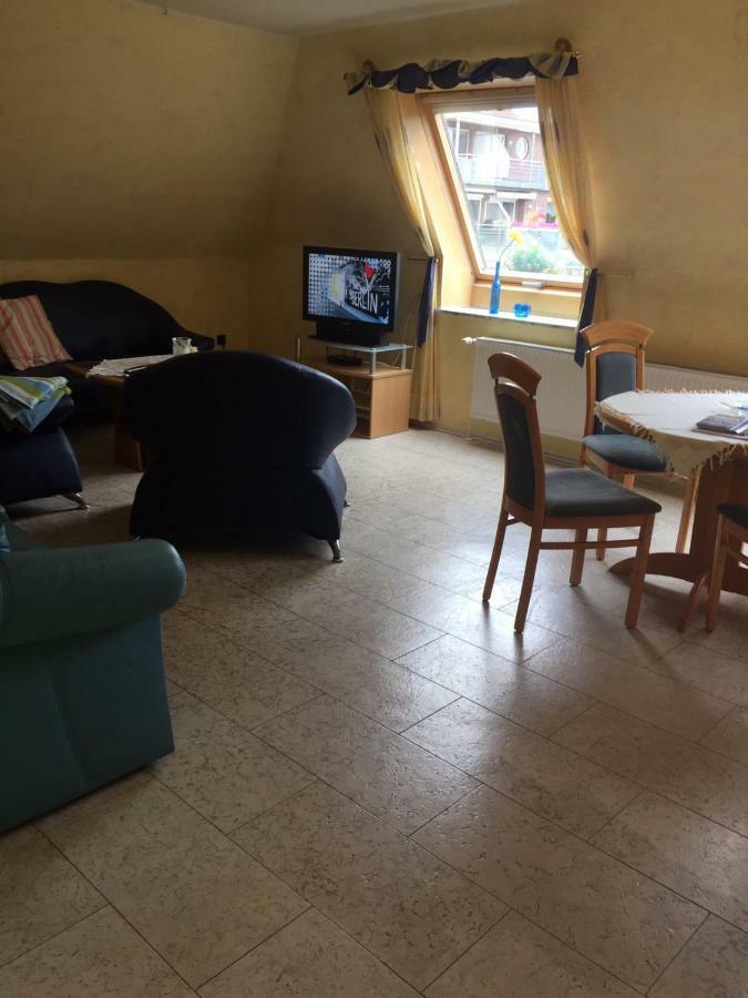 Ferienwohnung Haus Steffens Esens Exterior foto